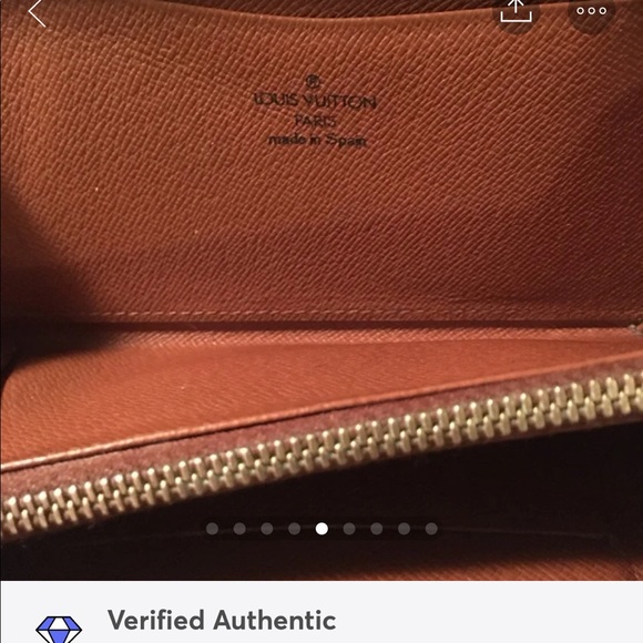 SOLDAuth Louis Vuitton Zippy Wallet/Organizer - Picture 5 of 10